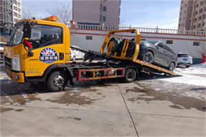 呼和浩特救援拖车费用怎么算